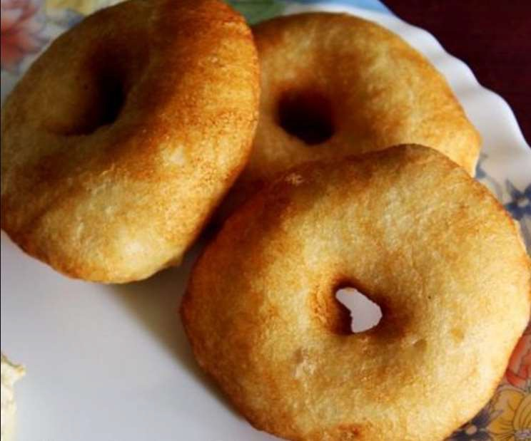 Vada (South Indian Style)